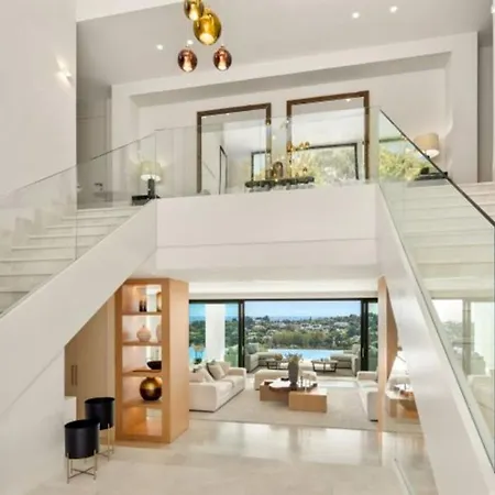 شقة Luxury Contemporary With Panoramic Views *