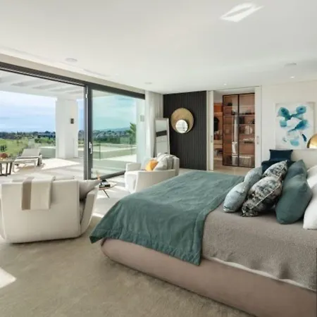 شقة Luxury Contemporary With Panoramic Views