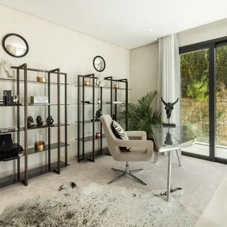 Appartement Luxury Contemporary With Panoramic Views